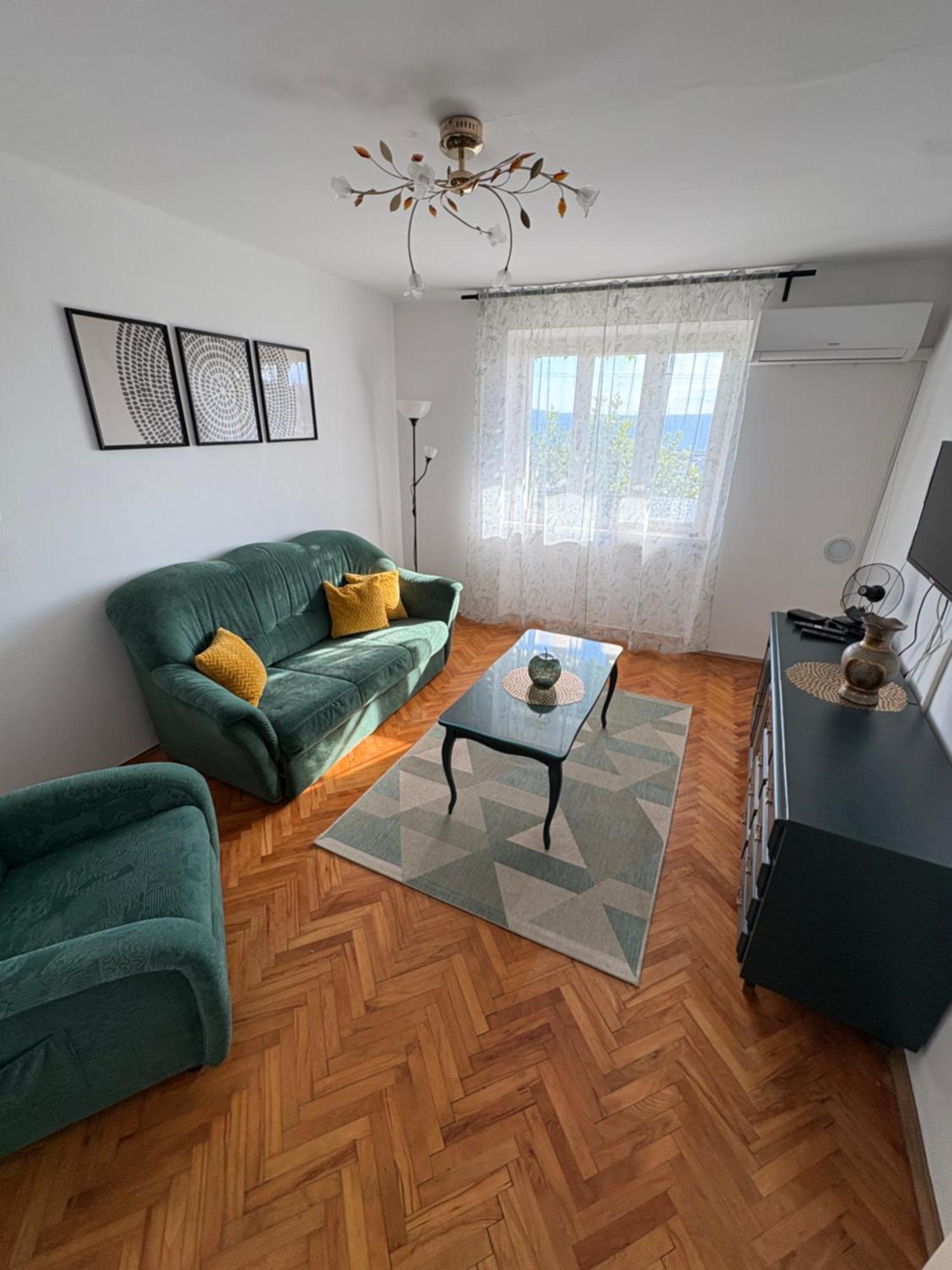 Holiday House Belavista Нови Винодолски Екстериор снимка